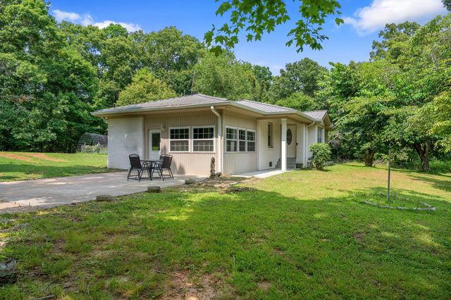 8531 Pinewood, Lyles, TN 37098