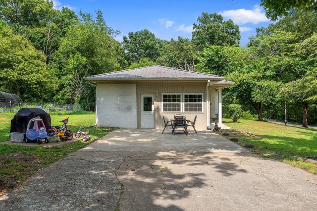 8531 Pinewood, Lyles, TN 37098