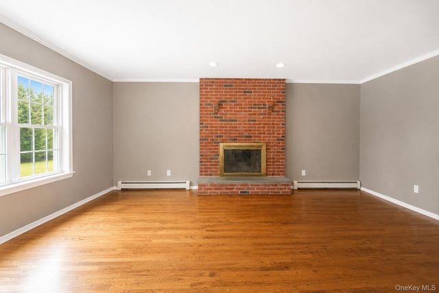 1 Pia Court, Hauppauge, NY 11788