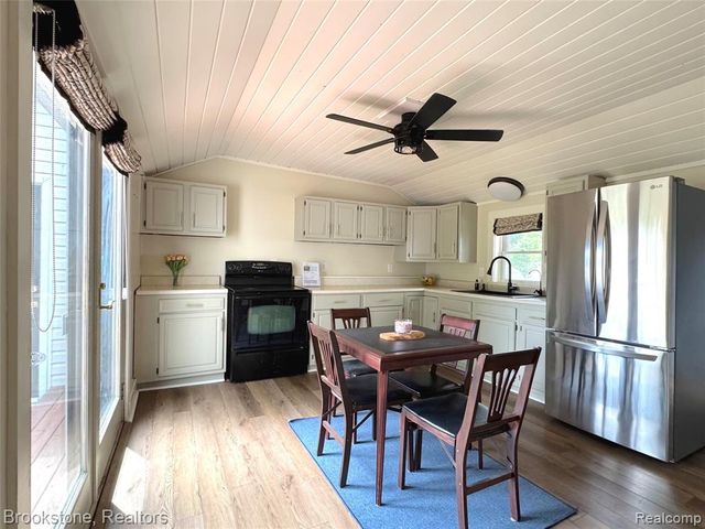 207 N Church, Ortonville, MI 48462