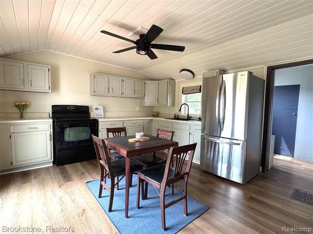 207 N Church, Ortonville, MI 48462