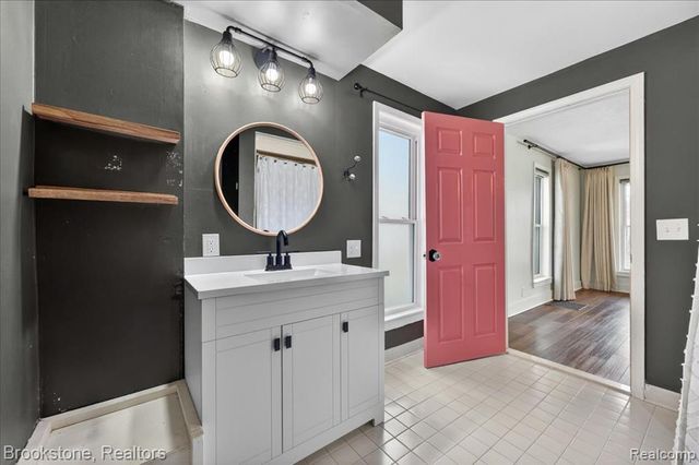 207 N Church, Ortonville, MI 48462