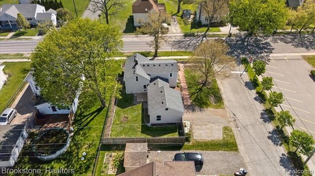 207 N Church, Ortonville, MI 48462