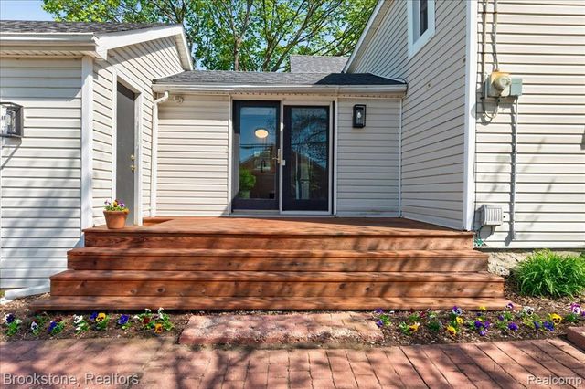 207 N Church, Ortonville, MI 48462