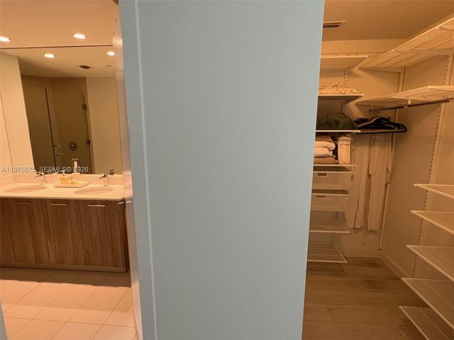 501 NE 31st St 1606, Miami, FL 33137