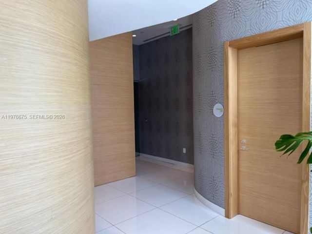 501 NE 31st St 1606, Miami, FL 33137