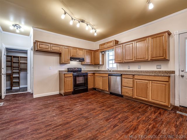15115 E 136th Street, Collinsville, OK 74021