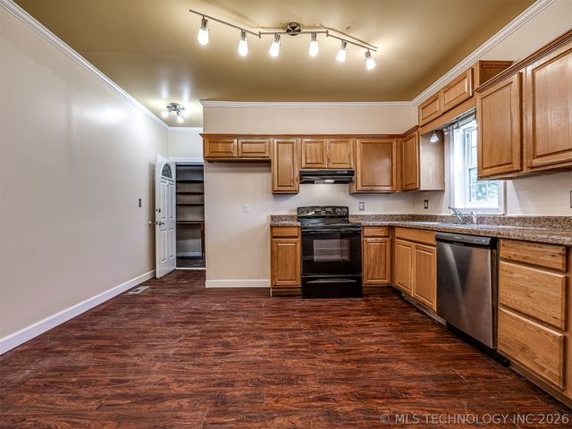15115 E 136th Street, Collinsville, OK 74021