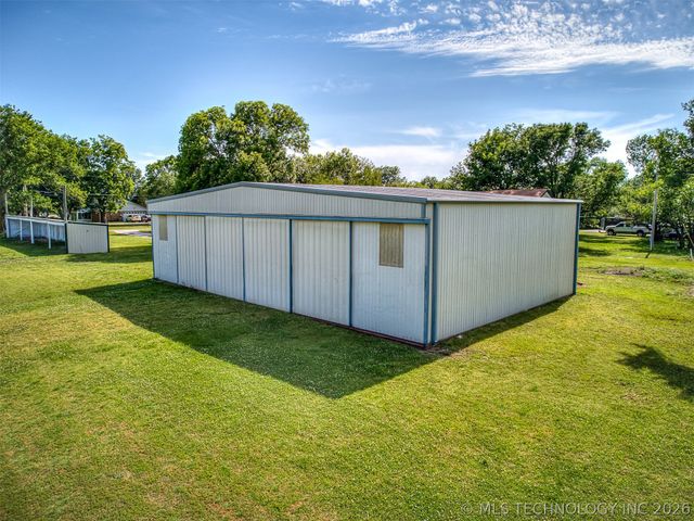 15115 E 136th Street, Collinsville, OK 74021