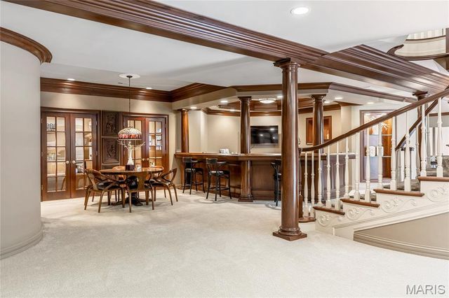 1103 Highland Pointe Drive, Town And Country, MO 63131