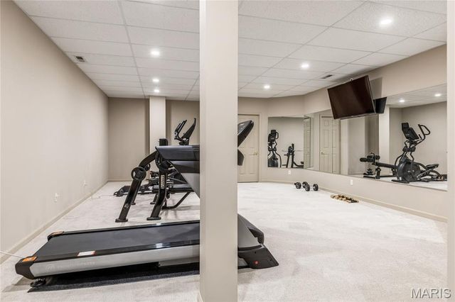 1103 Highland Pointe Drive, Town And Country, MO 63131