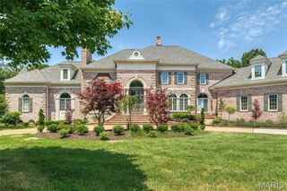 1103 Highland Pointe Drive, Town And Country, MO 63131