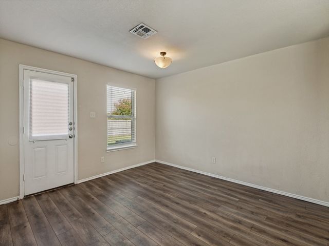2005 Brackettville, Forney, TX 75126