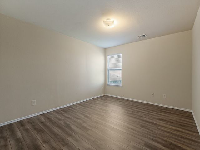 2005 Brackettville, Forney, TX 75126