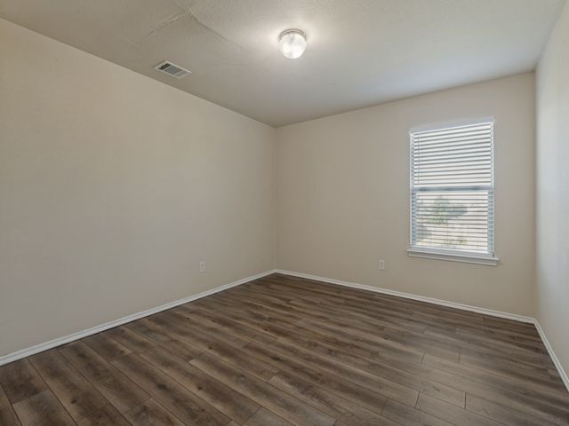 2005 Brackettville, Forney, TX 75126