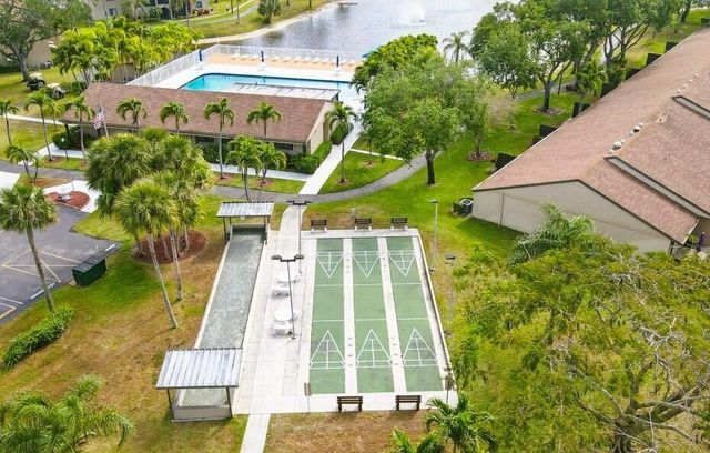 535 Shady Pine Way C1, Greenacres, FL 33415