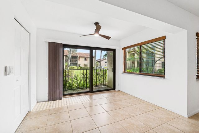 535 Shady Pine Way C1, Greenacres, FL 33415