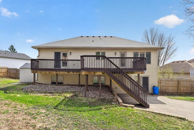 530 Cedar Court NE, Pine Island, MN 55963