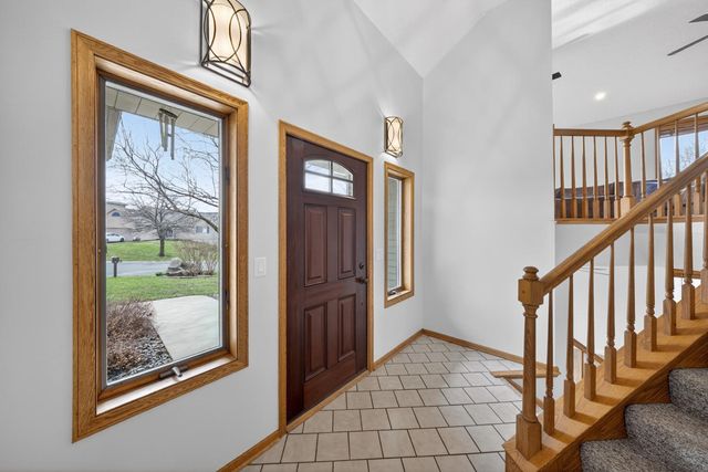 530 Cedar Court NE, Pine Island, MN 55963