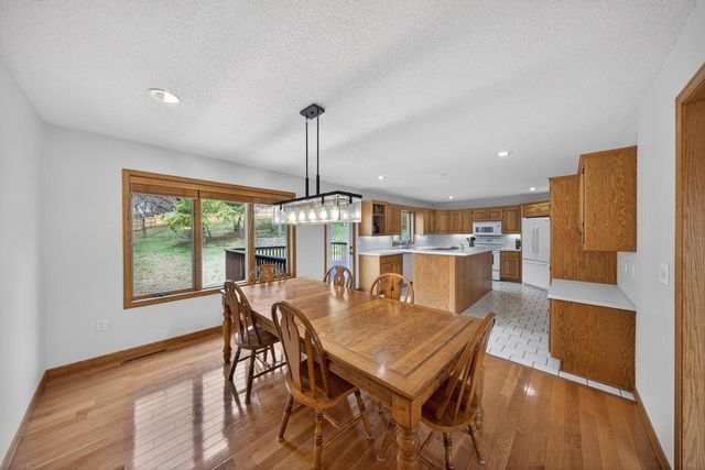 530 Cedar Court NE, Pine Island, MN 55963