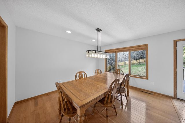 530 Cedar Court NE, Pine Island, MN 55963