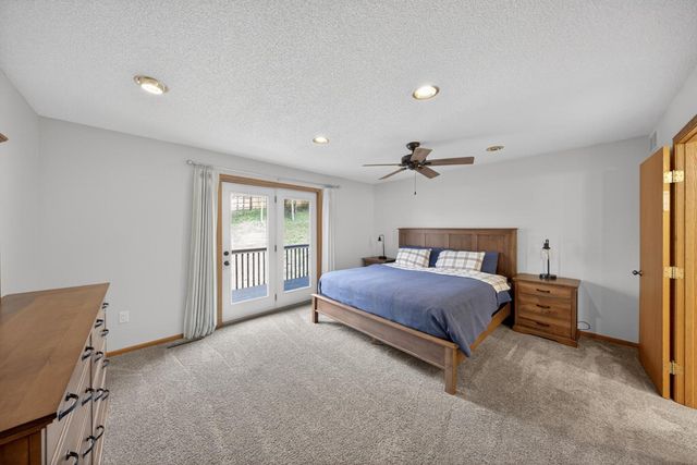 530 Cedar Court NE, Pine Island, MN 55963