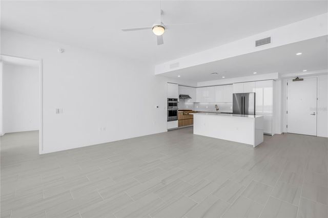 400 CENTRAL AVENUE 1702, St Petersburg, FL 33701