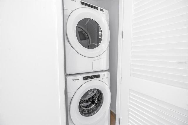 400 CENTRAL AVENUE 1702, St Petersburg, FL 33701