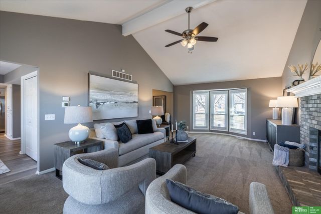 11814 N 157th Avenue, Bennington, NE 68007