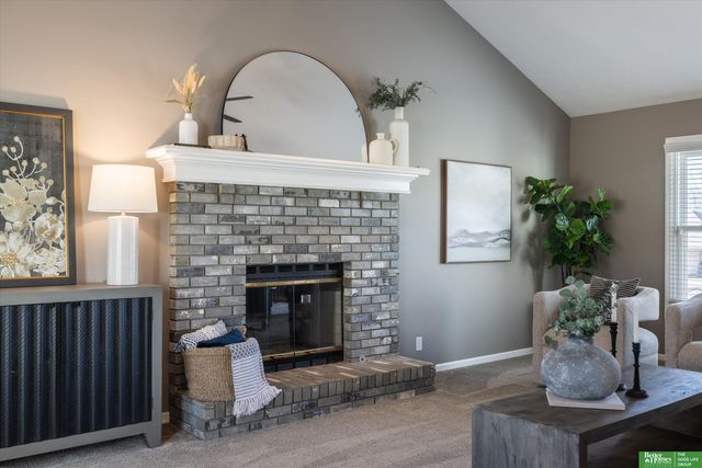 11814 N 157th Avenue, Bennington, NE 68007