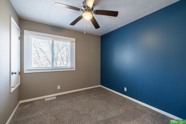 11814 N 157th Avenue, Bennington, NE 68007