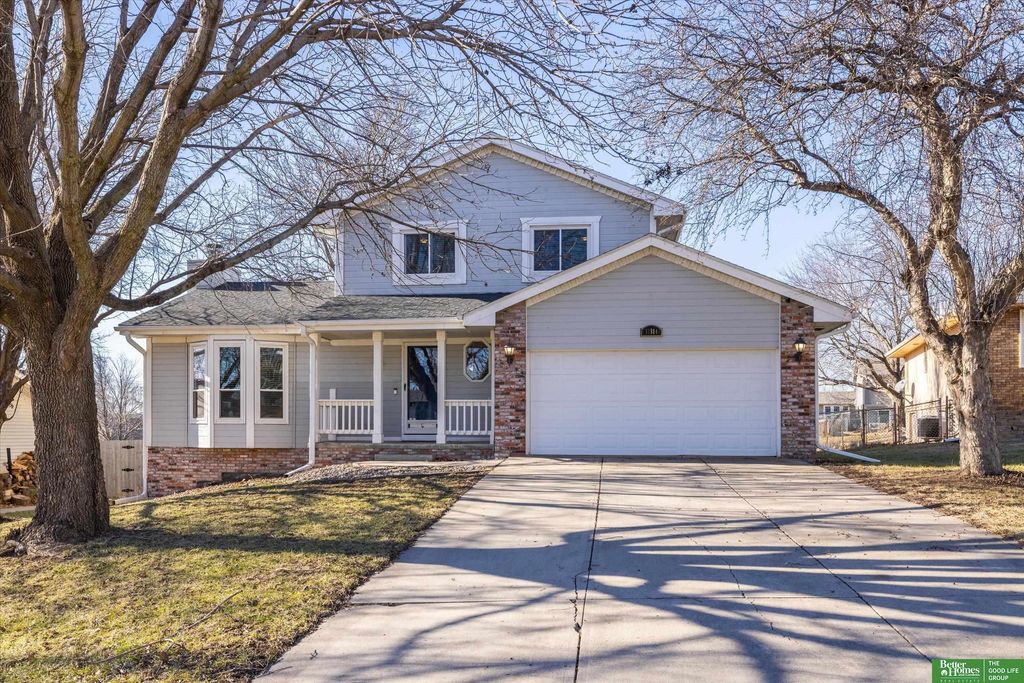 11814 N 157th Avenue, Bennington, NE 68007