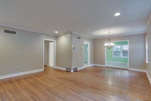 1134 DEARING RD, Memphis, TN 38117