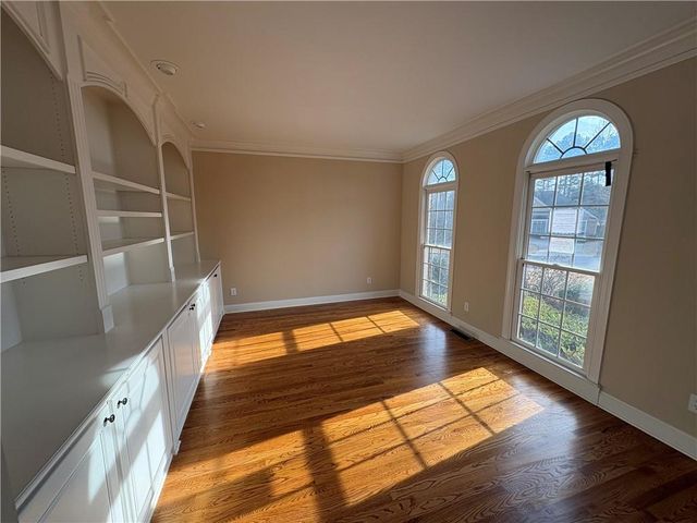 2554 Laquanda Court SW, Atlanta, GA 30331