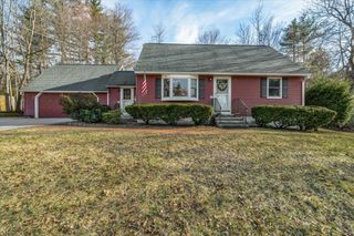 33 Ridgefield Drive, Milford, NH 03055