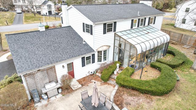 2 Madrid Court, Clifton Park, NY 12065