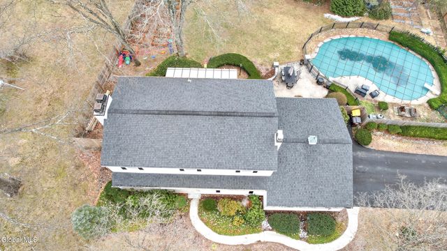 2 Madrid Court, Clifton Park, NY 12065