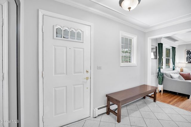 2 Madrid Court, Clifton Park, NY 12065