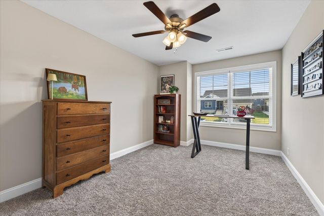 210 Ardell Dr, Clarksville, TN 37040