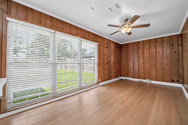 6307 Pineshade Lane, Houston, TX 77008