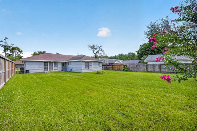6307 Pineshade Lane, Houston, TX 77008