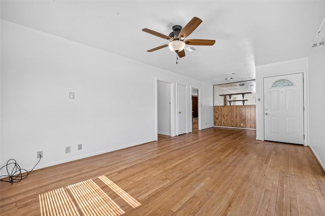 6307 Pineshade Lane, Houston, TX 77008