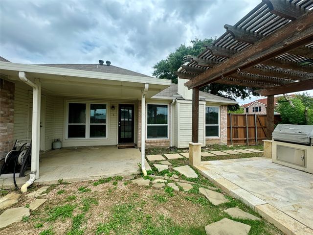 2616 Leicester Drive, Carrollton, TX 75006