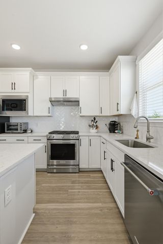 357 Dahlia Row Drive, Summerville, SC 29486