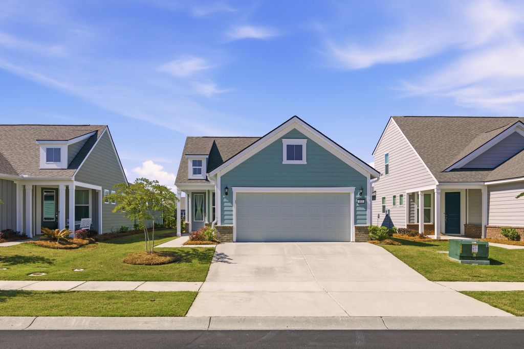 357 Dahlia Row Drive, Summerville, SC 29486