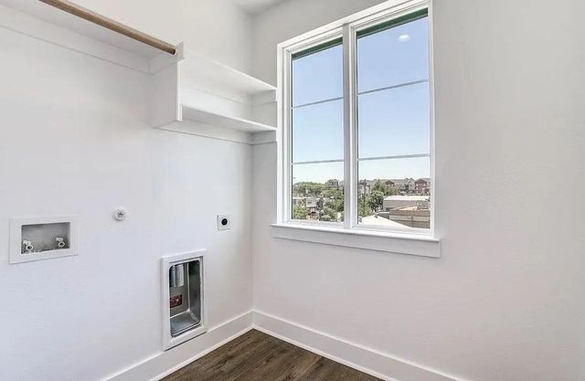 13325 Bee Street 403, Farmers Branch, TX 75234
