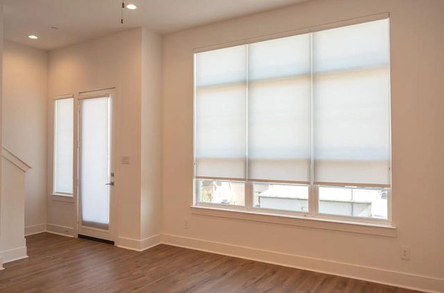 13325 Bee Street 403, Farmers Branch, TX 75234