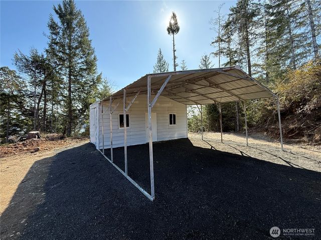 67 Devereaux Drive, Lilliwaup, WA 98555