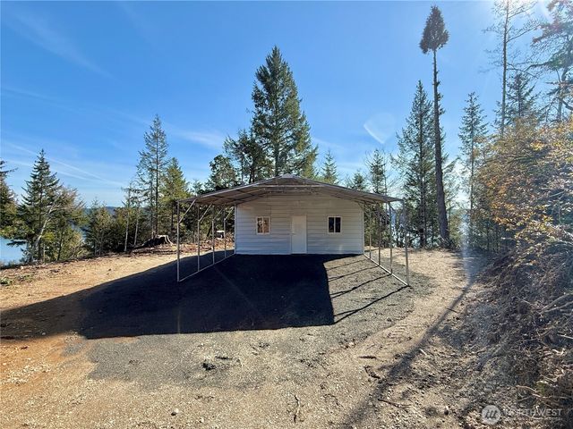67 Devereaux Drive, Lilliwaup, WA 98555