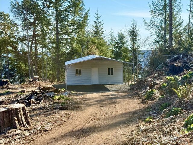 67 Devereaux Drive, Lilliwaup, WA 98555